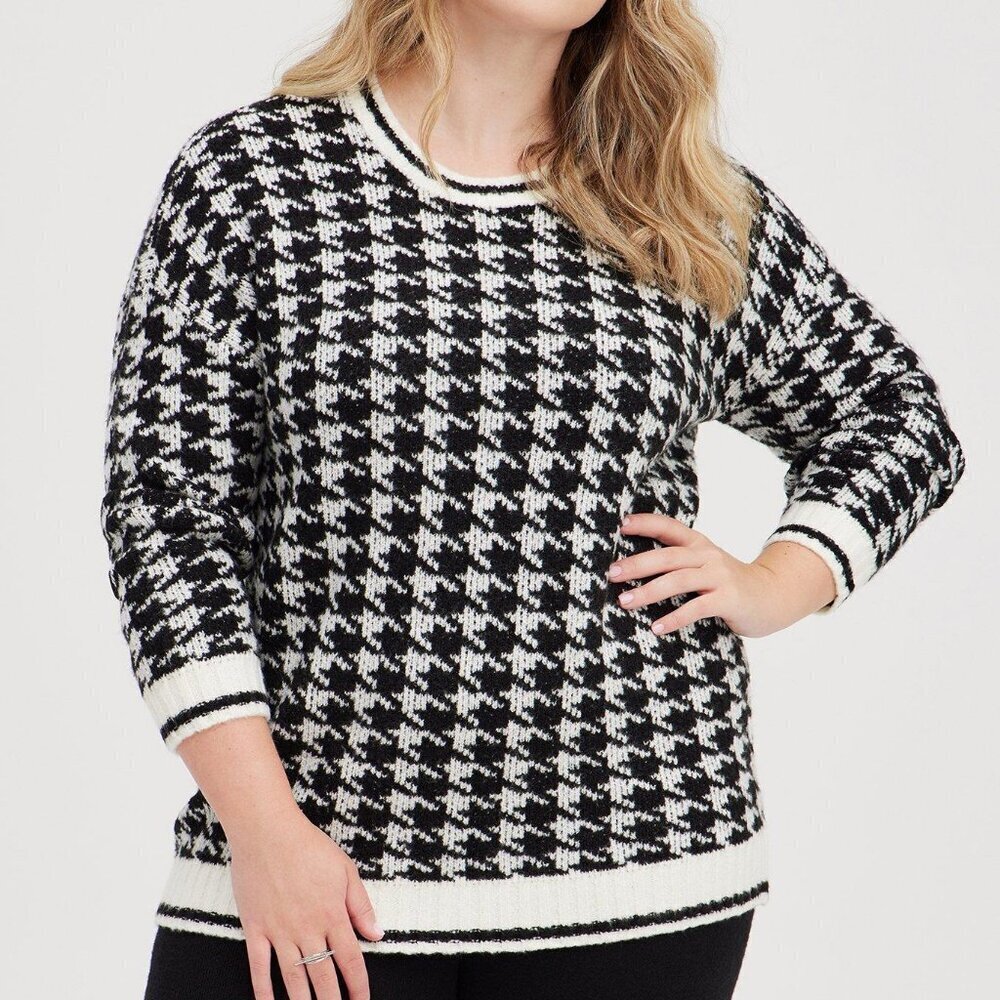 Pullover Crew Neck Sweater - Picture 3 of 4